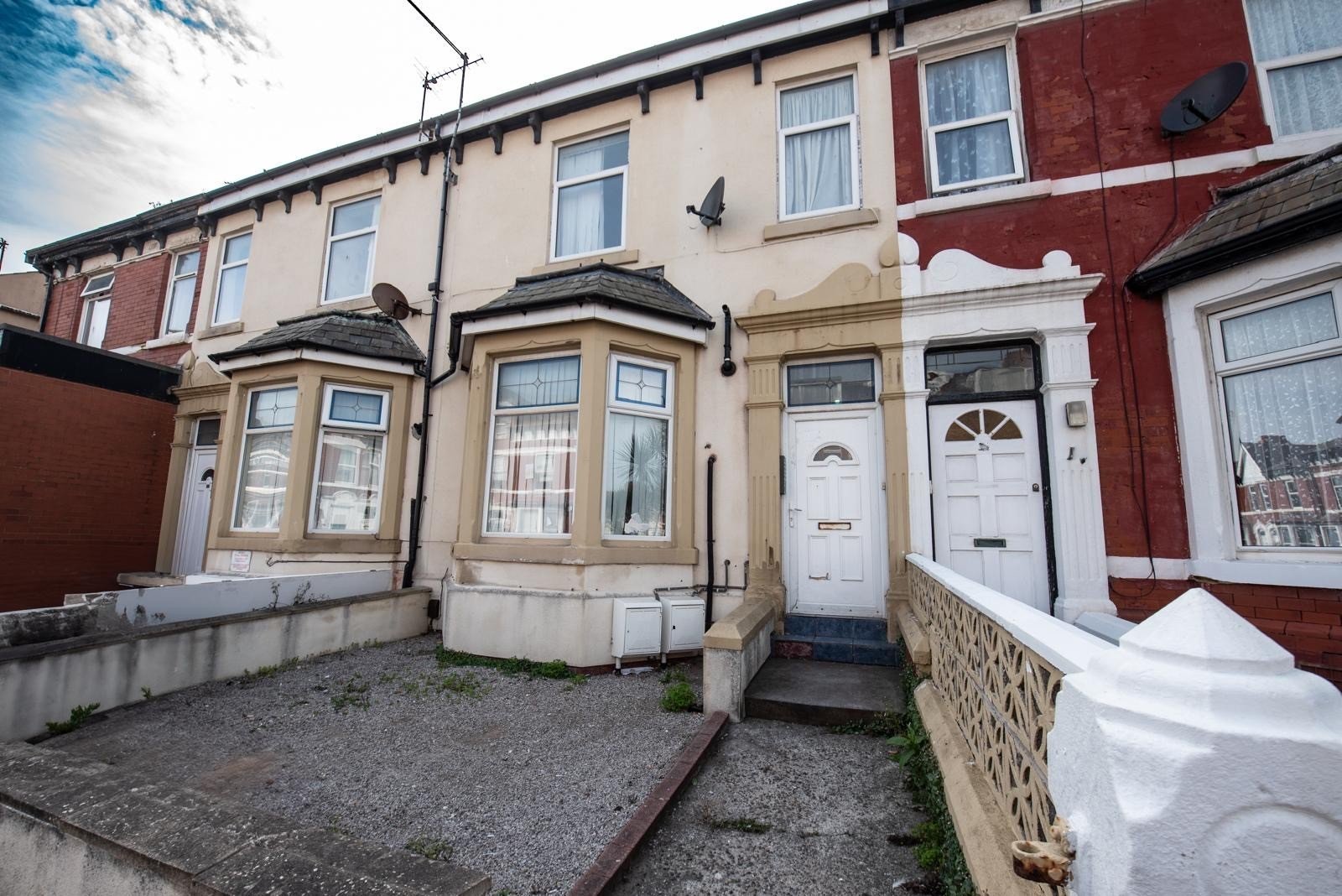 Warbreck Drive